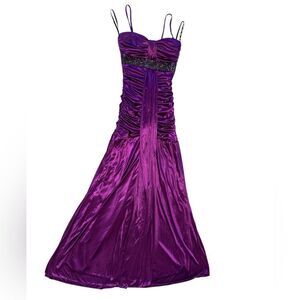 XOXO Women's Purple Satin Prom Gown Size Small